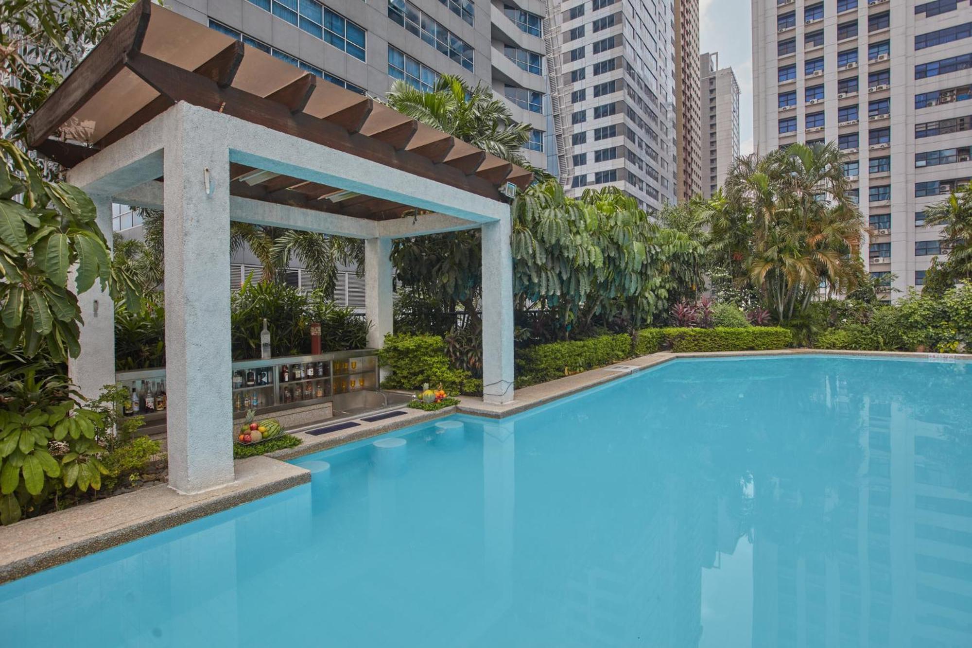 马尼拉皇冠假日酒店 Pasig City 外观 照片