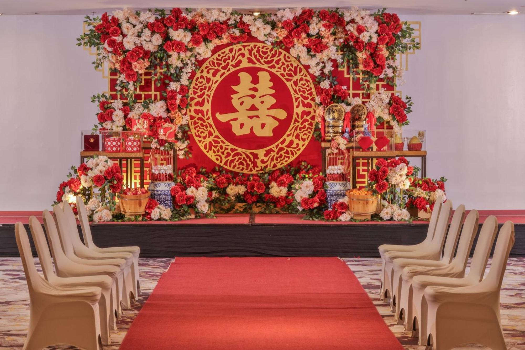 马尼拉皇冠假日酒店 Pasig City 外观 照片